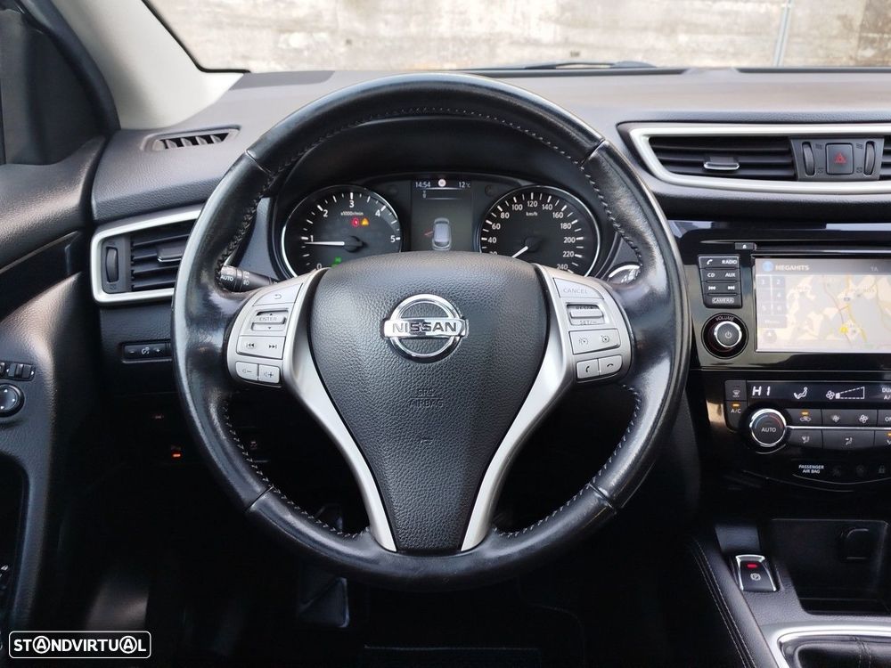 Nissan Qashqai 1.6 dCi N-Connecta 18 - 5