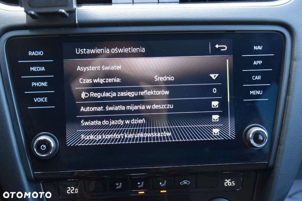 Skoda Octavia 1.5 TSI ACT DSG Clever - 23