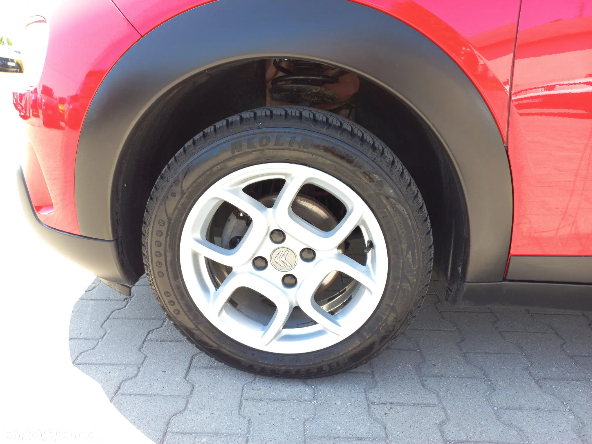 Citroën C4 Cactus 1.2 PureTech Feel S&S - 9