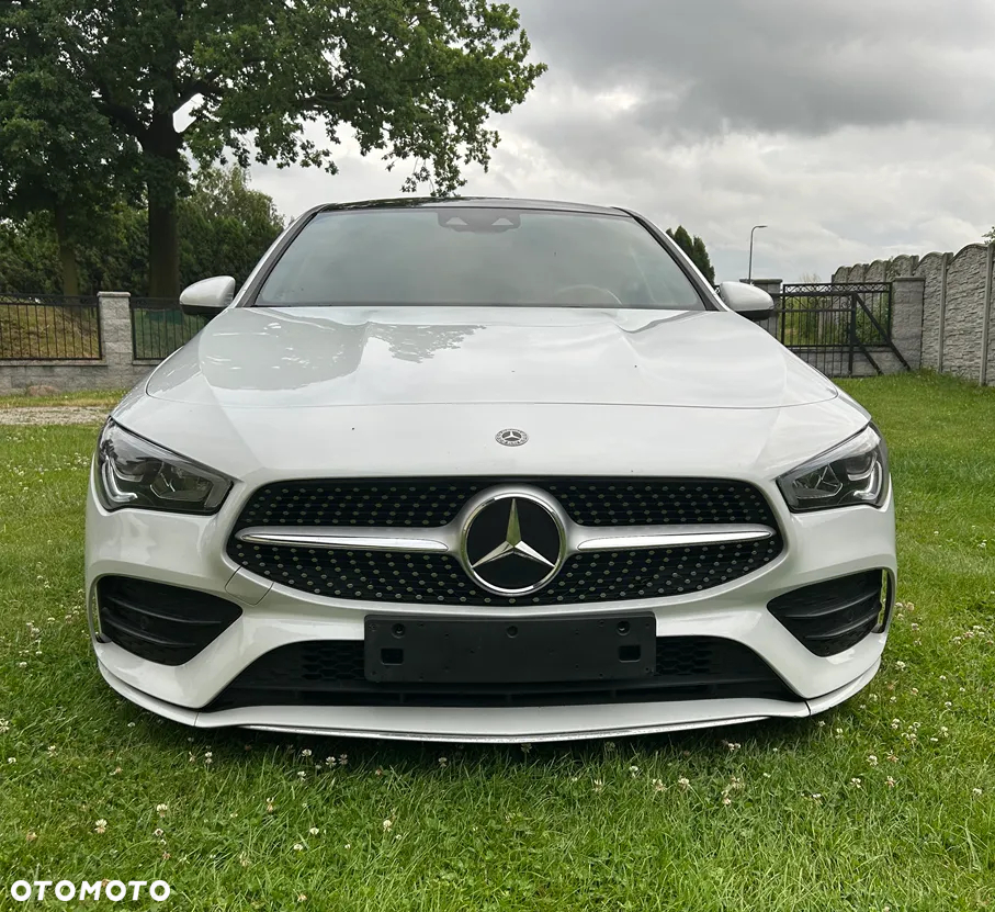 Mercedes-Benz CLA 200 d Shooting Brake 8G-DCT AMG Line - 4