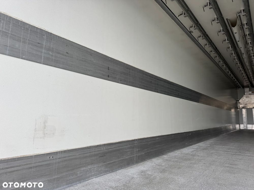 Krone Hakowa, Carrrier Vector 1550 - 14