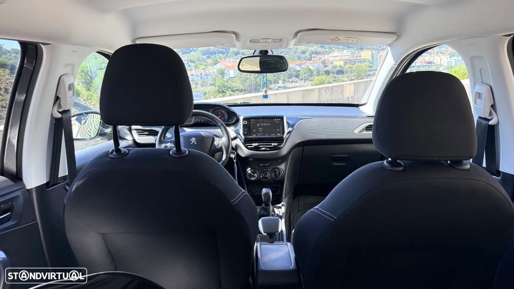 Peugeot 2008 1.6 BlueHDi Style - 18