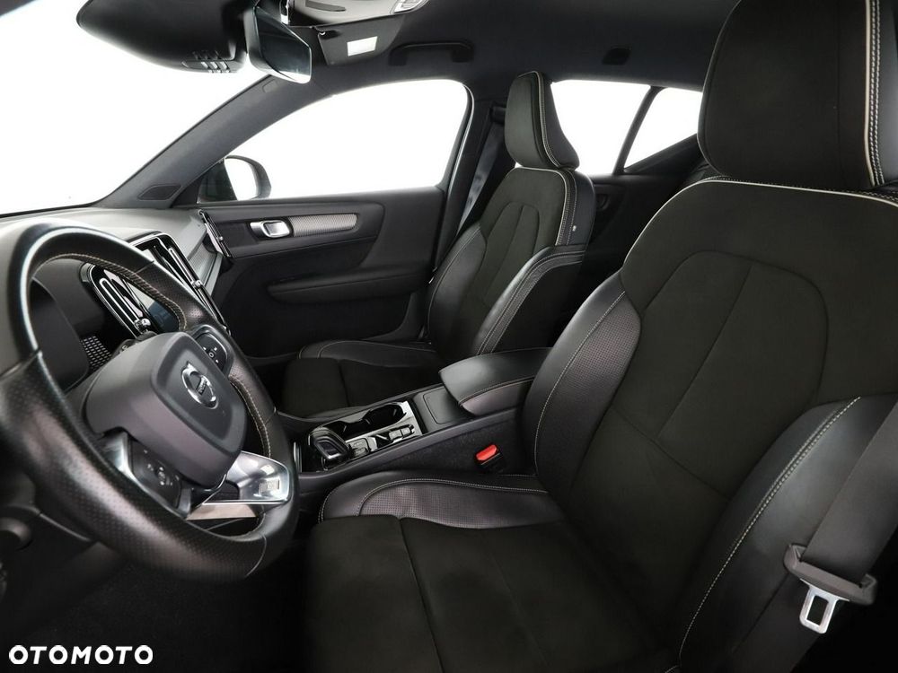 Volvo XC 40 D4 SCR AWD R-Design - 14