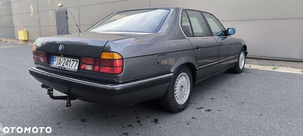BMW Seria 7 - 7