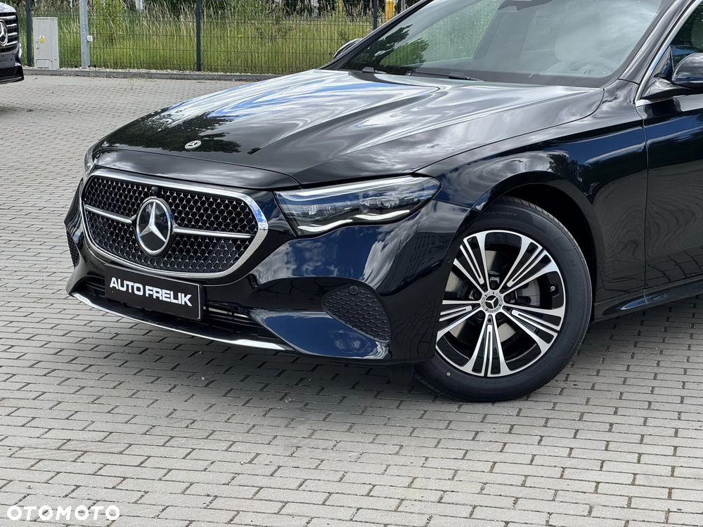 Mercedes-Benz Klasa E 220 d mHEV 4-Matic Avantgarde 9G-Tronic - 9
