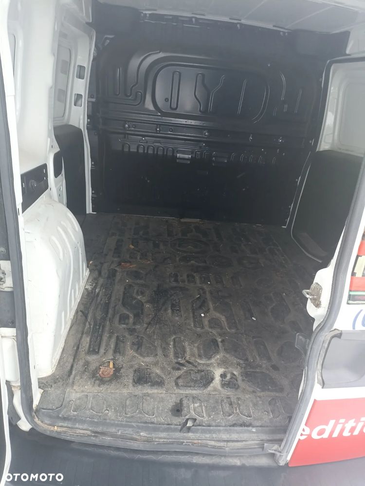 Fiat DOBLO - 12