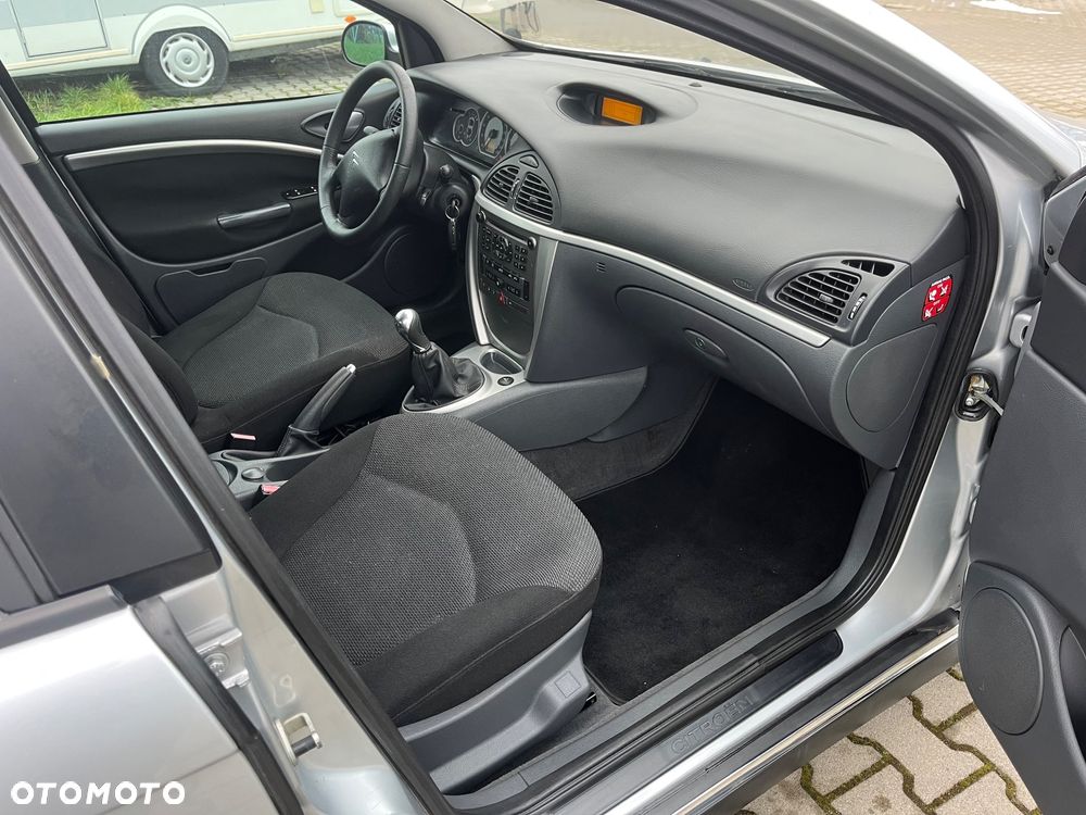 Citroën C5 II 1.8i 16V - 10