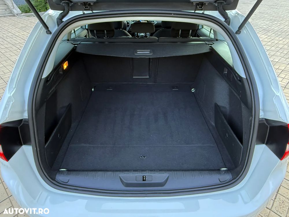 Peugeot 308 BlueHDi 130 Stop & Start Active Business-Paket - 28
