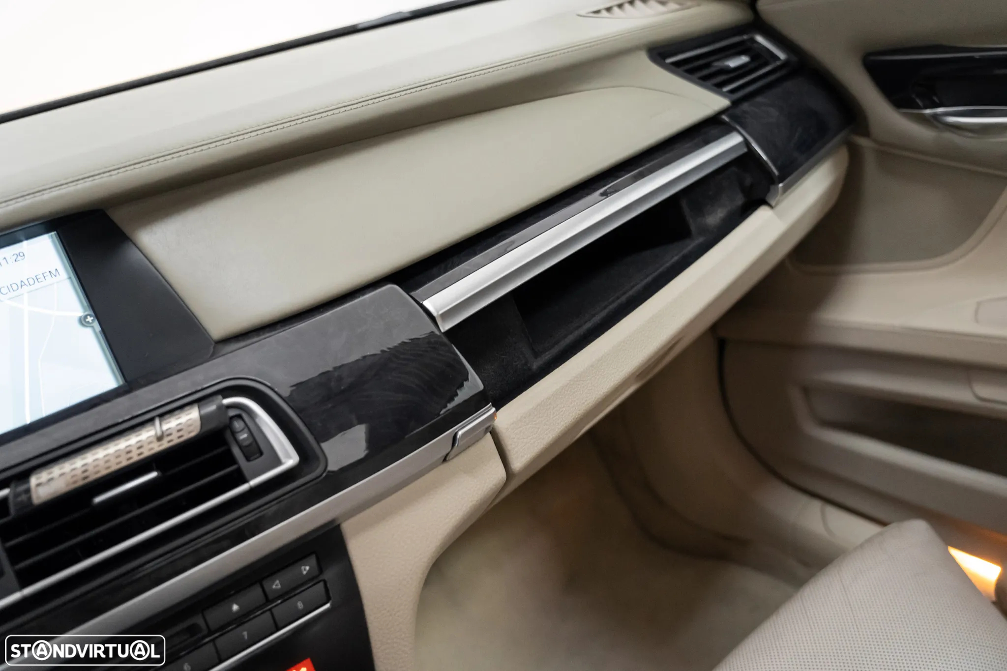 BMW 740 d - 17