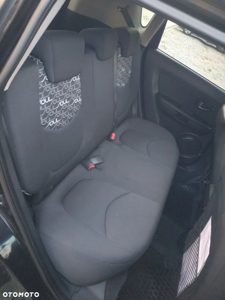 Kia Soul 1.6 CRDi L - 10