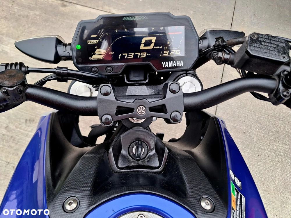 Yamaha MT - 8