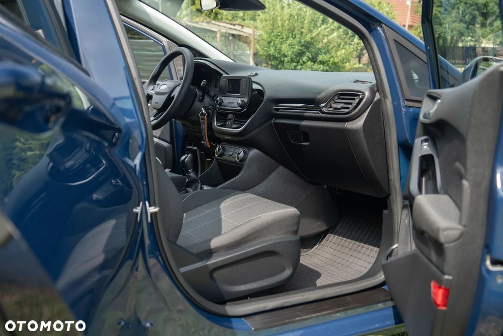 Ford Fiesta - 9