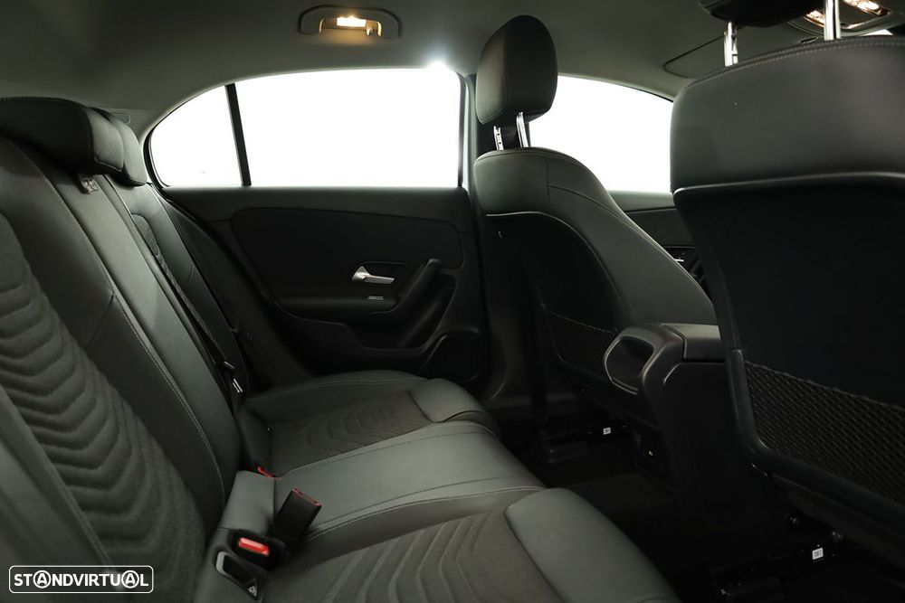 Mercedes-Benz A 200 Standard - 21