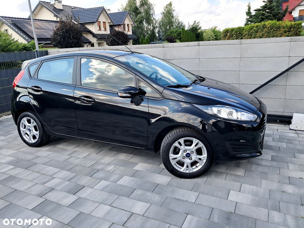 Ford Fiesta 1.0 Celebration - 16