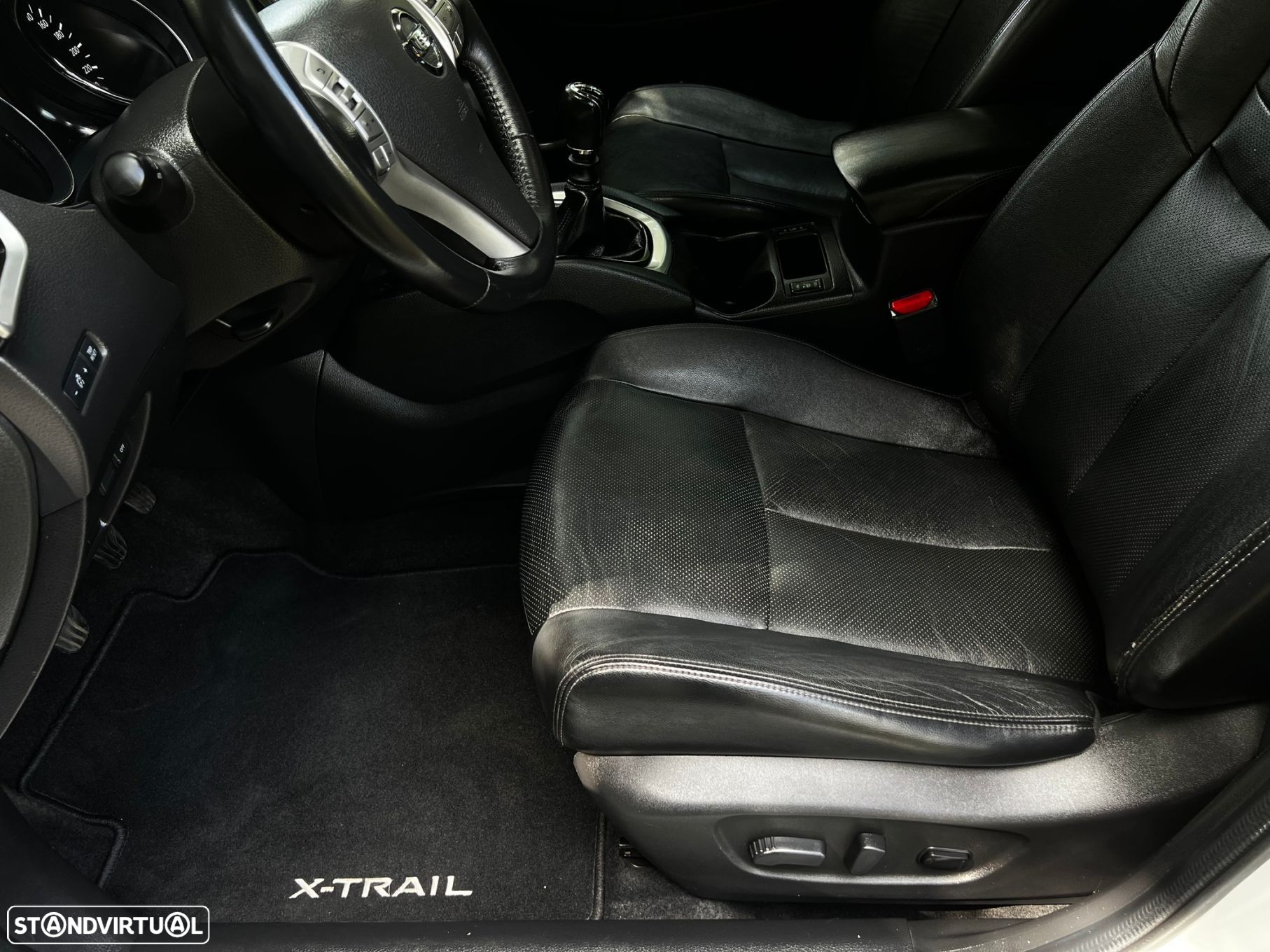 Nissan X-Trail 1.6 dCi N-Connecta - 49