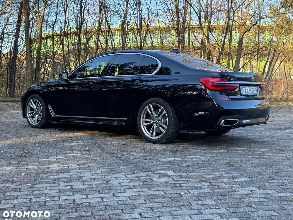 BMW Seria 7 740d xDrive - 11