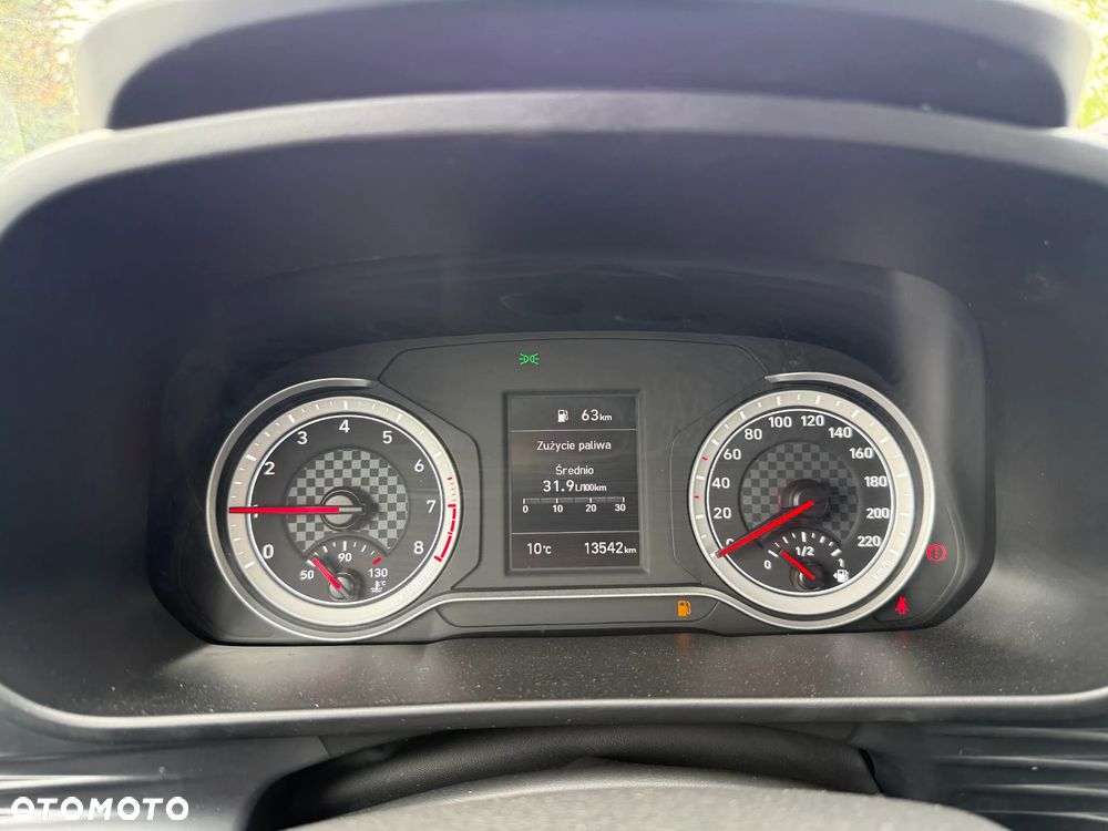 Hyundai i20 - 23