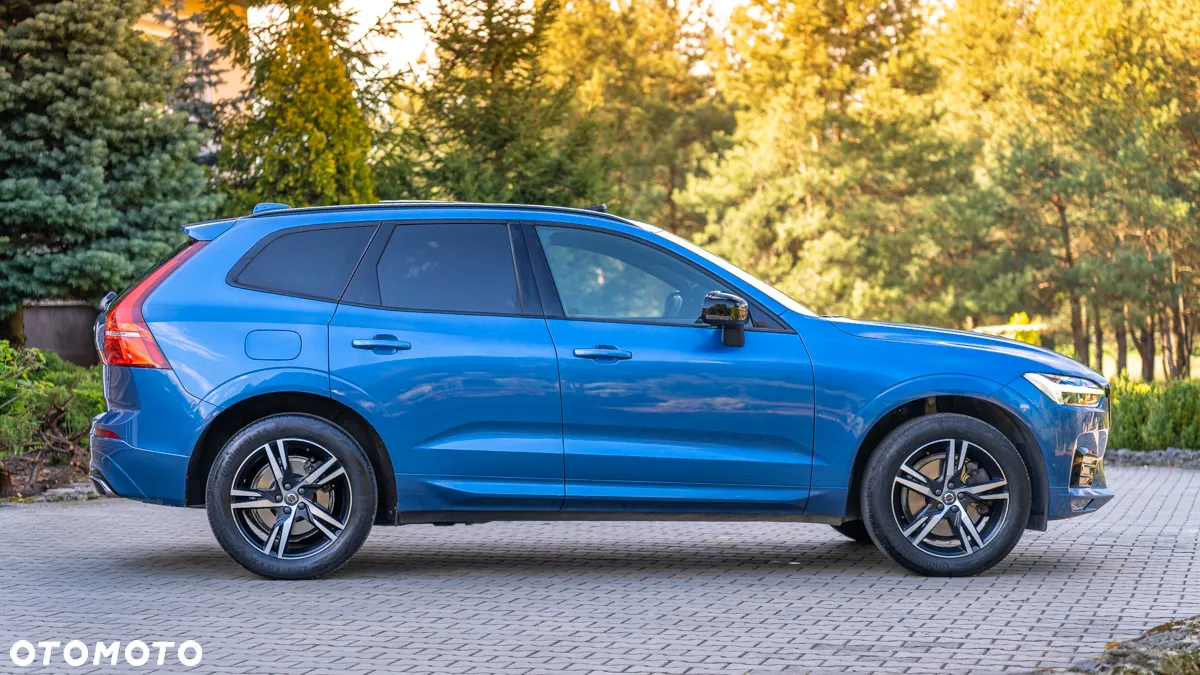 Volvo XC 60 T5 AWD R-Design - 12