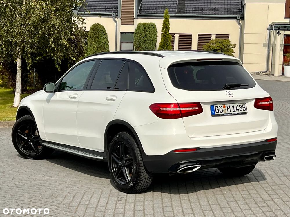 Mercedes-Benz GLC 350 d 4Matic 9G-TRONIC AMG Line - 17