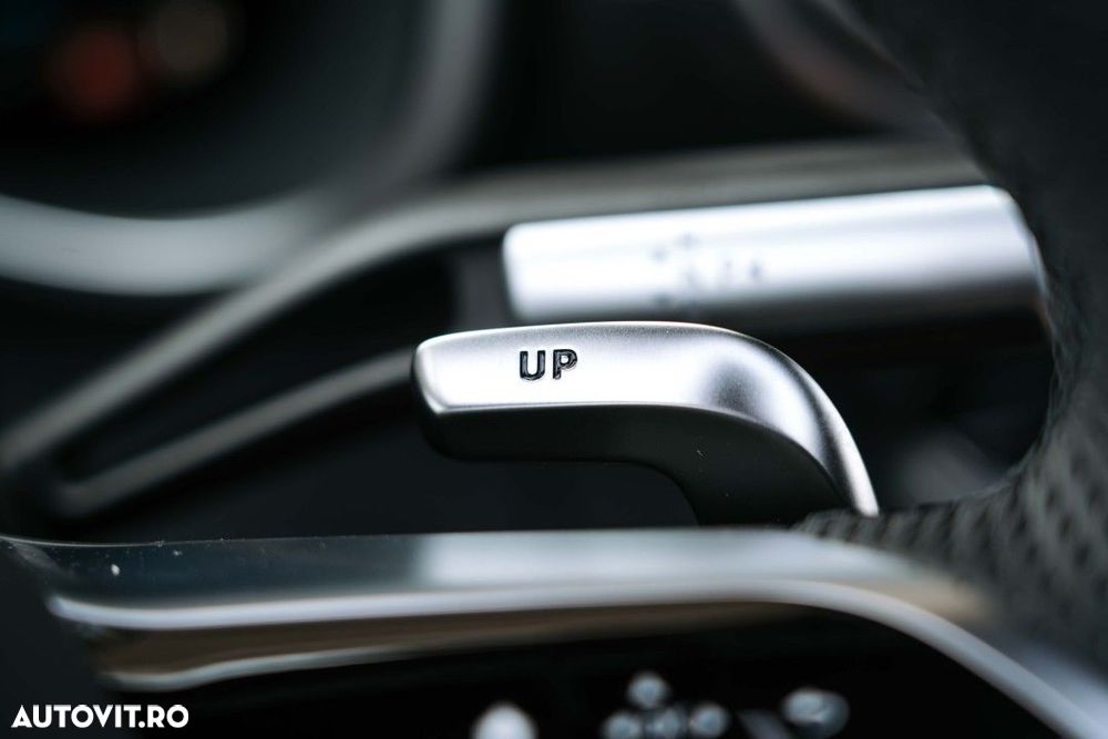 Mercedes-Benz SL - 28