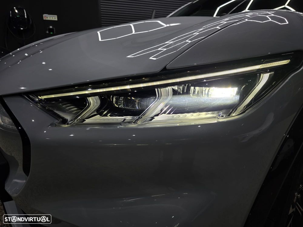 Ford Mustang Mach-E AWD PREMIUM - 26