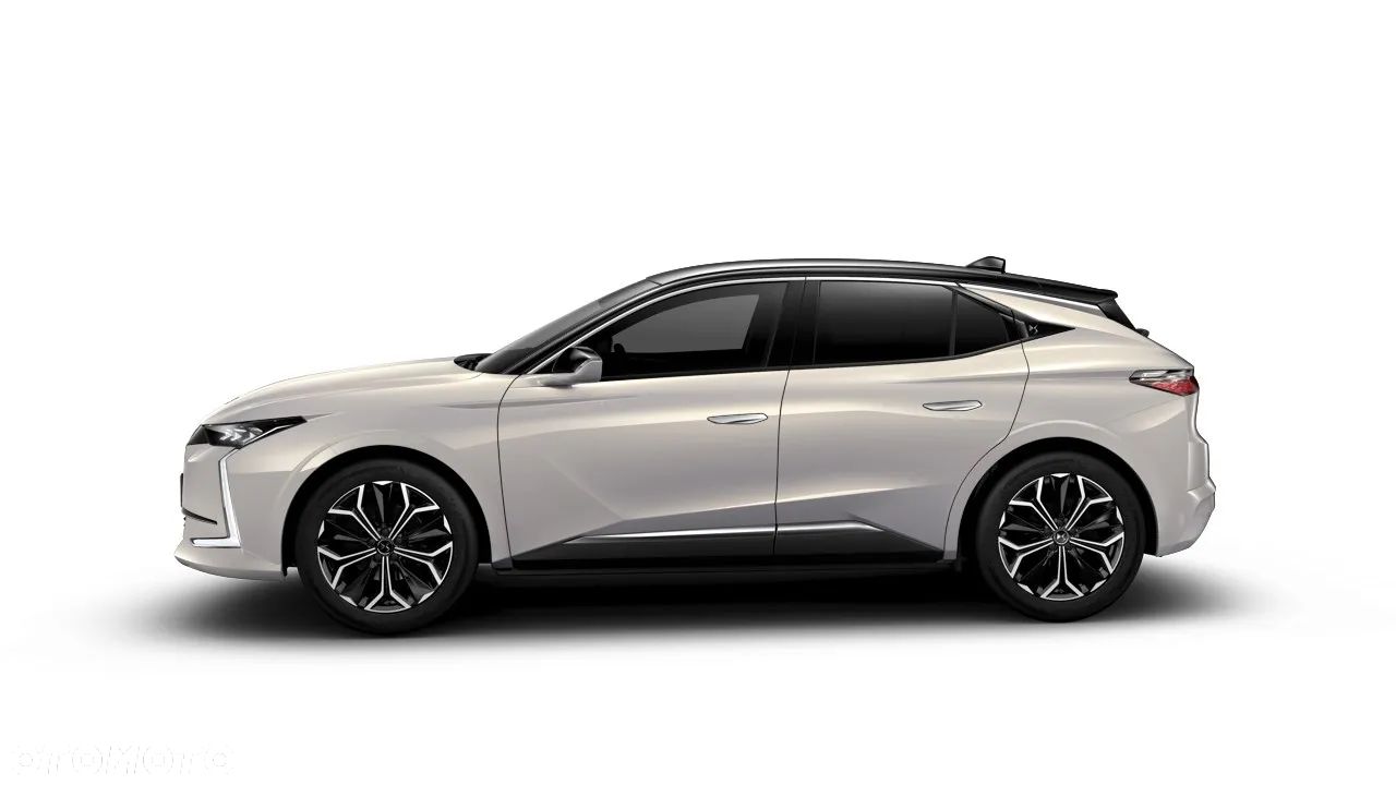 DS Automobiles DS 4 1.2 mHEV 136 Étoile Alcantara eDCS6 - 1