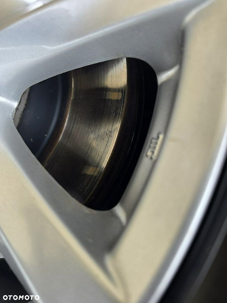 Mazda 3 SKYACTIV-G 120 Center-Line - 32