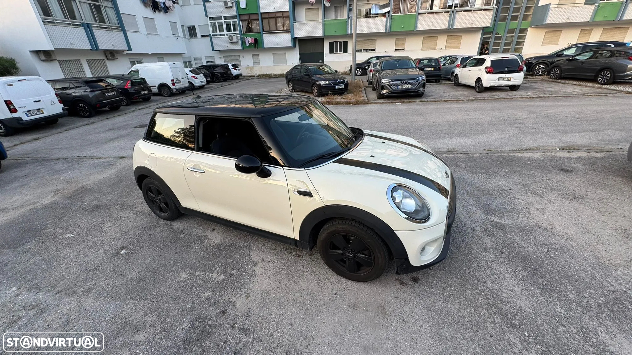 MINI 3 Portas One D - 8