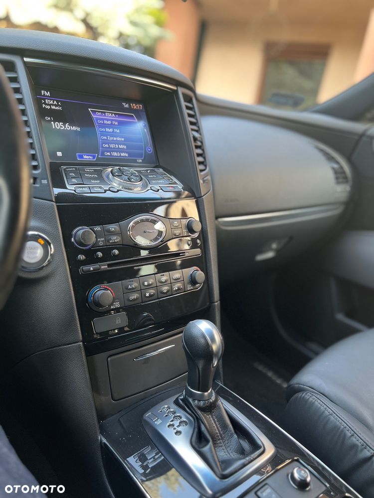 Infiniti QX70 3.0d S Premium - 3