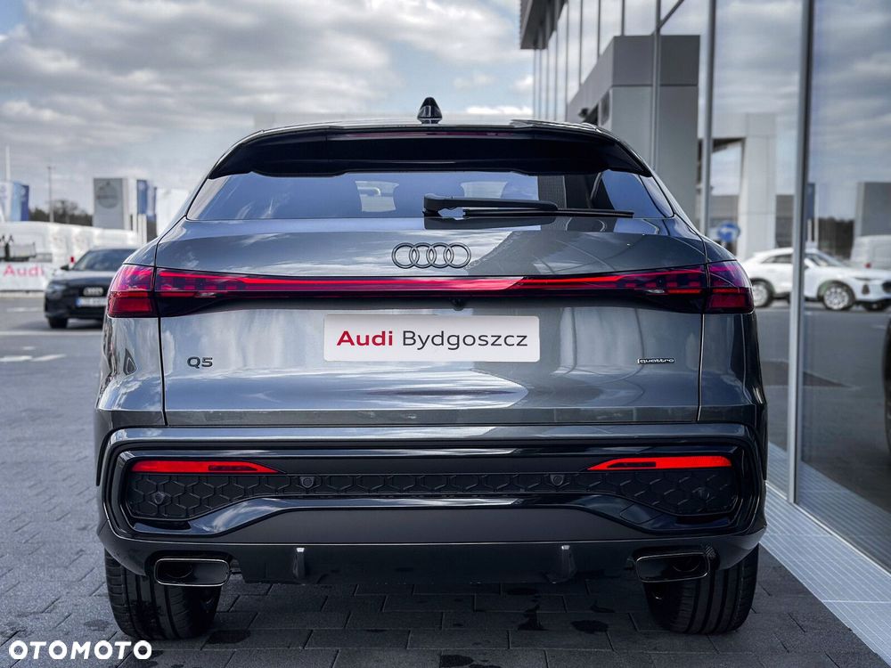 Audi Q5 Sportback - 12