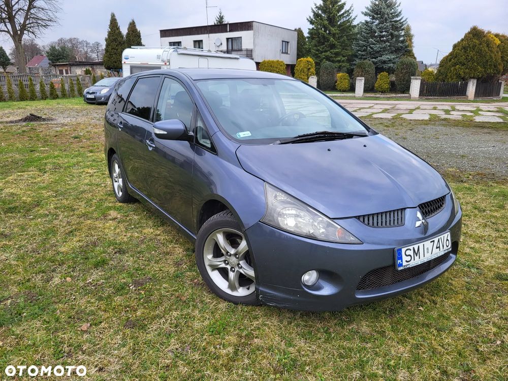 Mitsubishi Grandis 2.0 DI-D 7-Sitzer Intense - 3