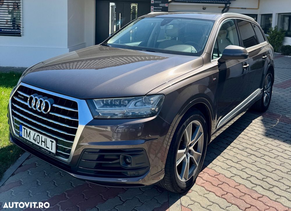Audi Q7 - 1