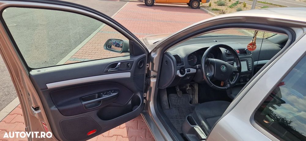 Skoda Octavia 1.4 MPI Ambiente - 19