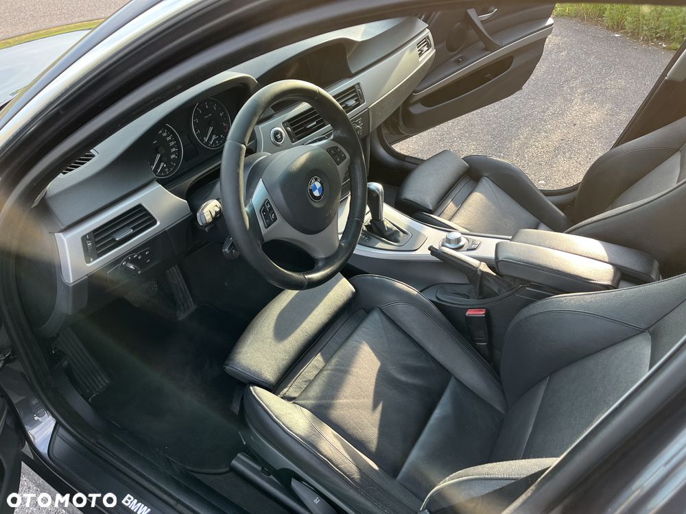BMW Seria 3 325i - 9