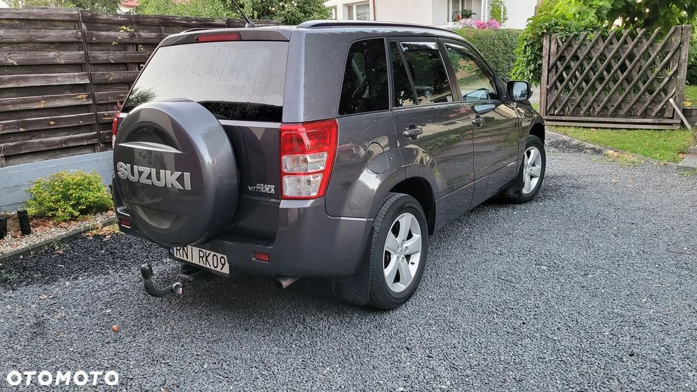 Suzuki Grand Vitara 2.4 Premium - 9