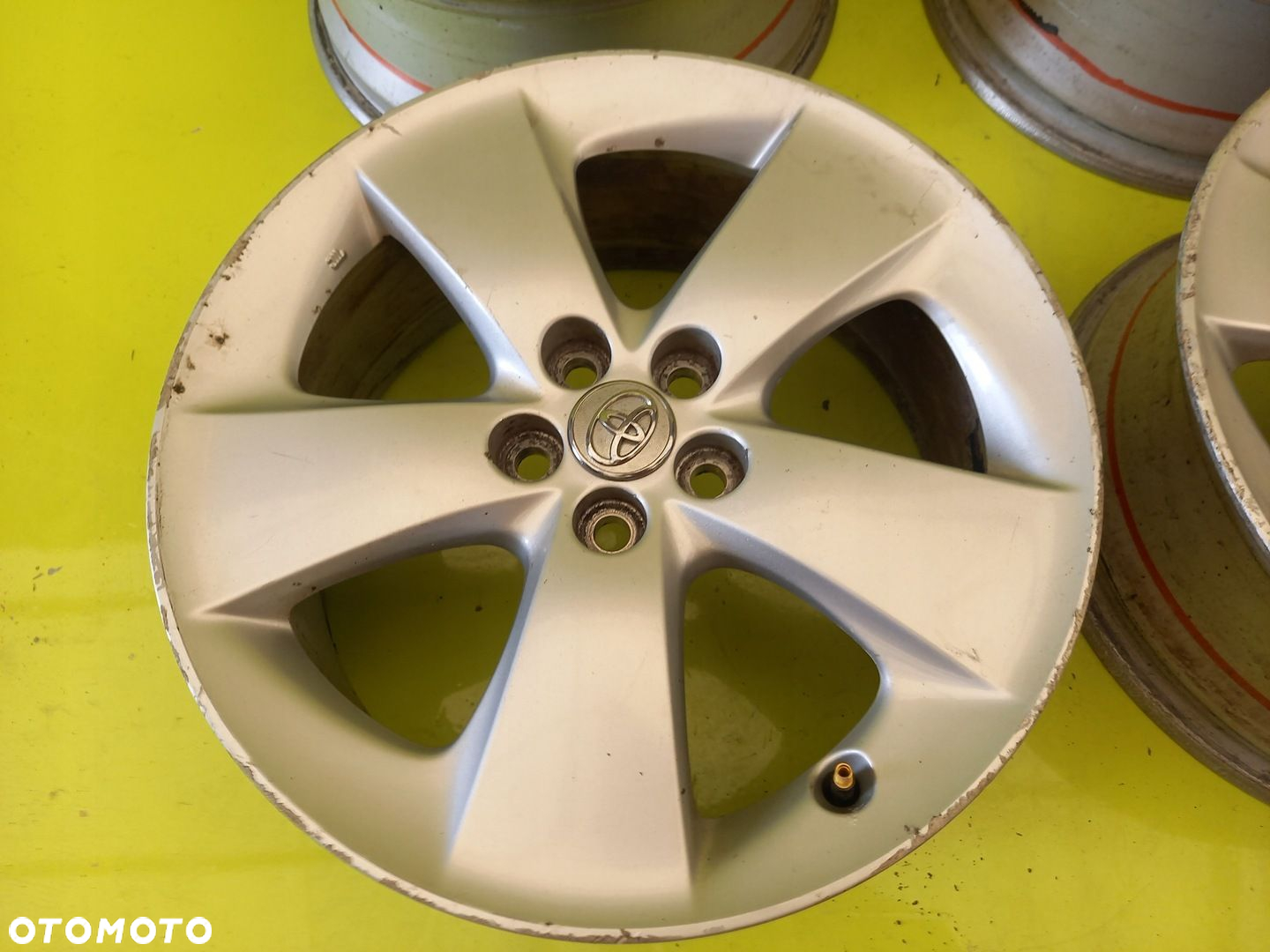 FELGI ALUMINIOWE 17 5x100 TOYOTA PRIUS III LIFT 13 - 4