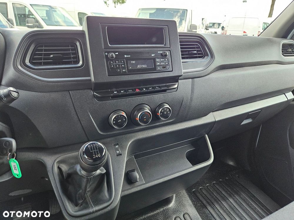 Renault Master L4H2 *109999zł Netto* Brygadówka 7 osób 2.3 dCi/145KM - 26