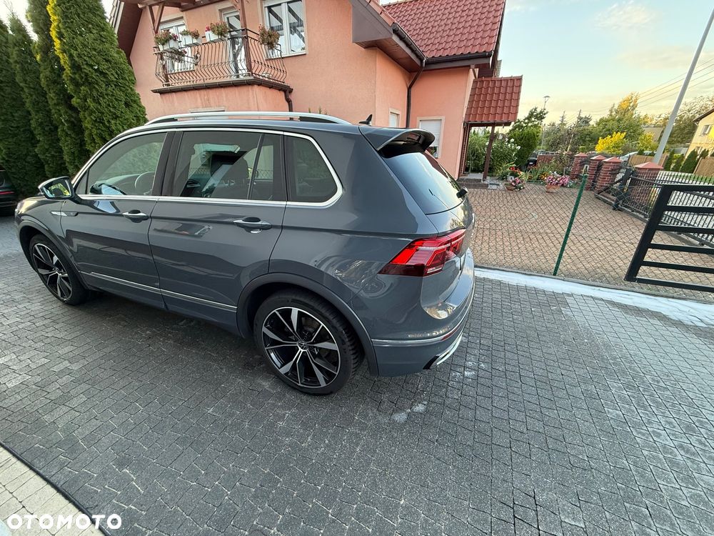 Volkswagen Tiguan 2.0 TDI SCR 4MotION DSG R-Line - 10