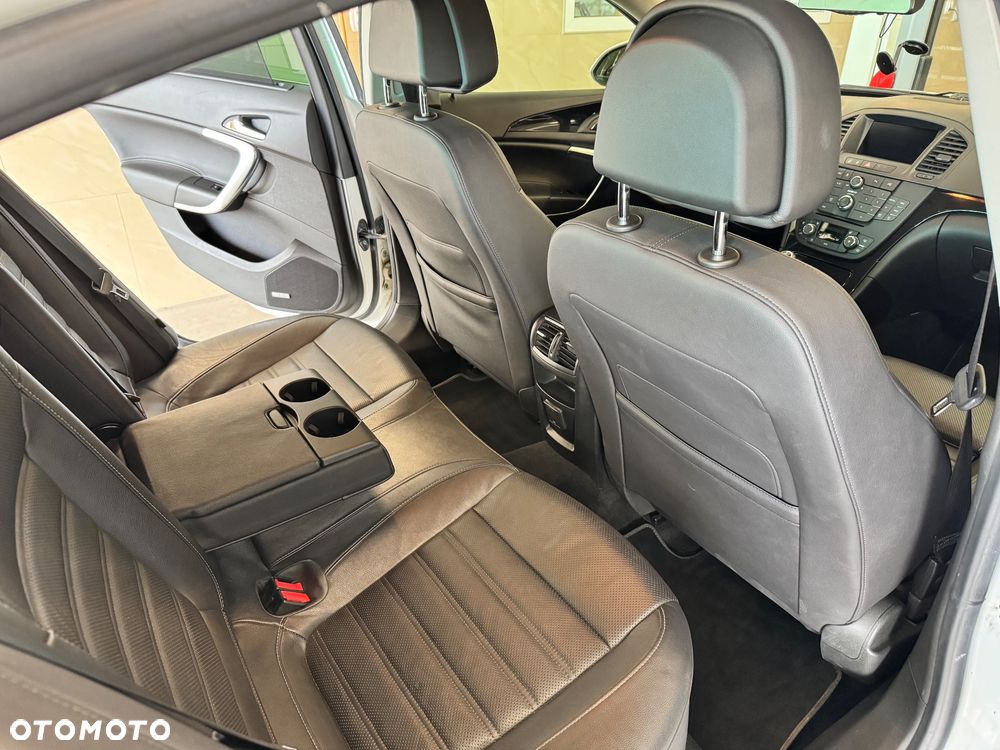 Opel Insignia 2.0 CDTI Cosmo ecoFLEX - 16