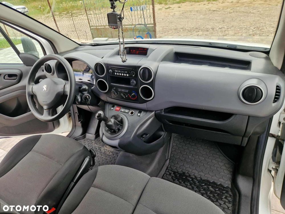 Peugeot Partner - 11
