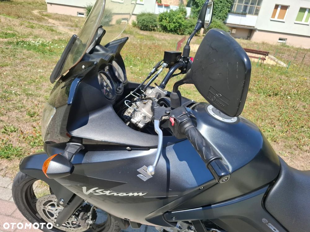 Suzuki V-STROM - 32