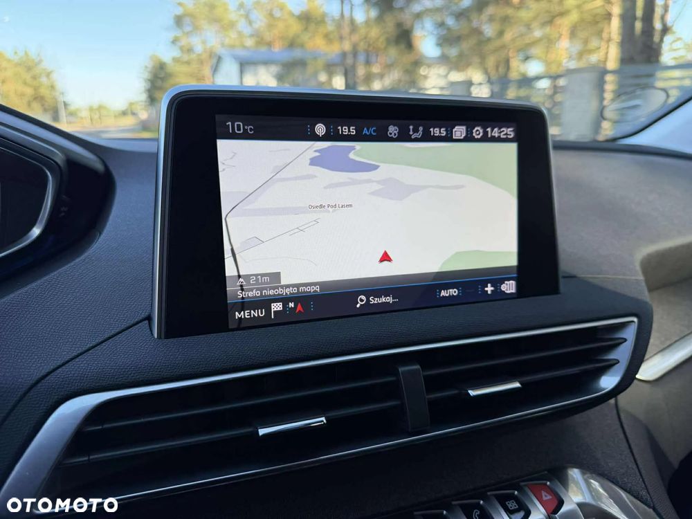 Peugeot 3008 1.6 BlueHDi Allure S&S - 24