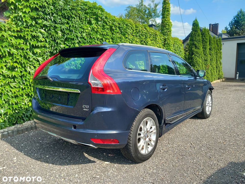 Volvo XC 60 D5 AWD Summum - 5