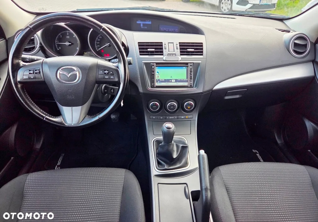 Mazda 3 1.6 CD Exclusive + - 31