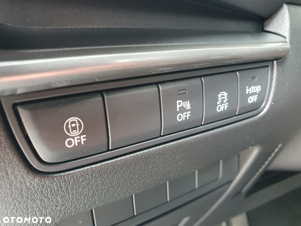Mazda 3 SKYACTIV-G 2.0 M-Hybrid - 17
