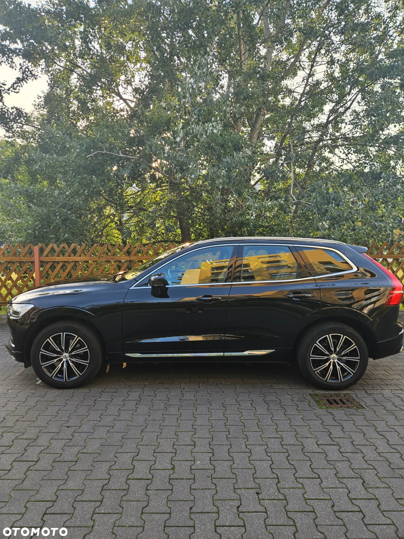Volvo XC 60 B5 B AWD Inscription - 4