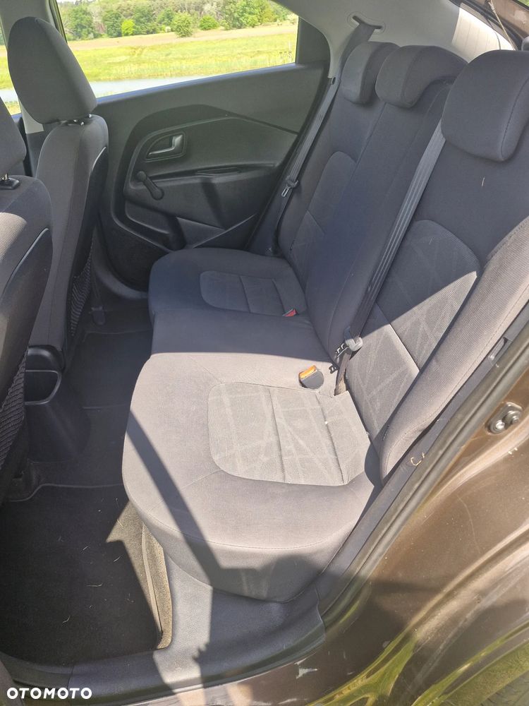 Kia Rio 1.2 Edition 7 - 11