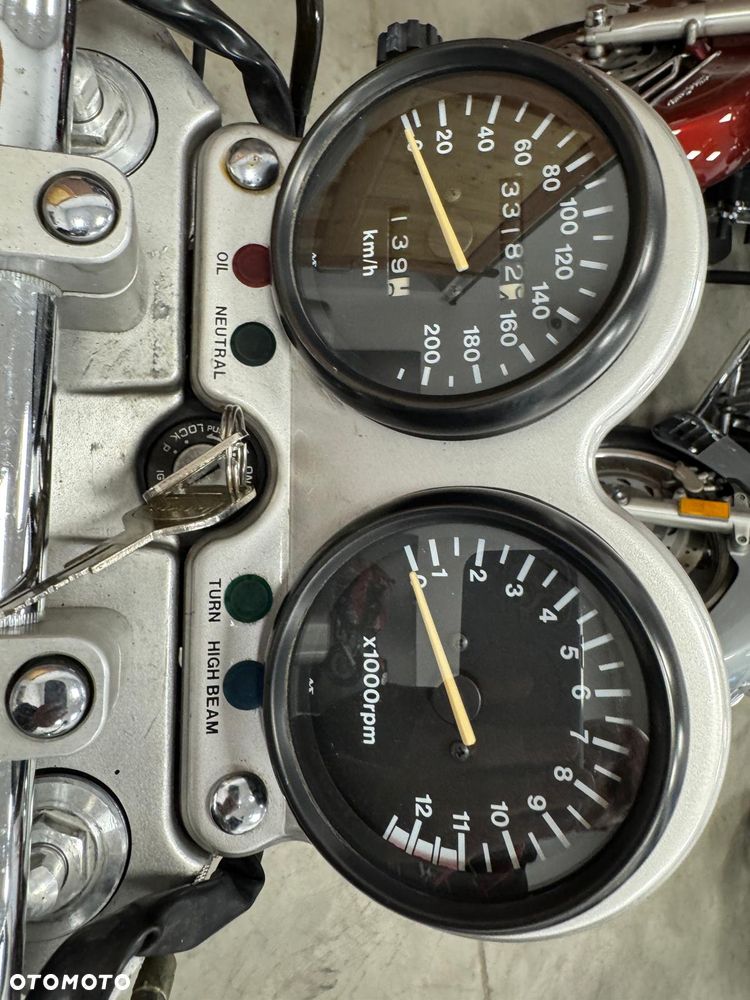 Suzuki GS - 22