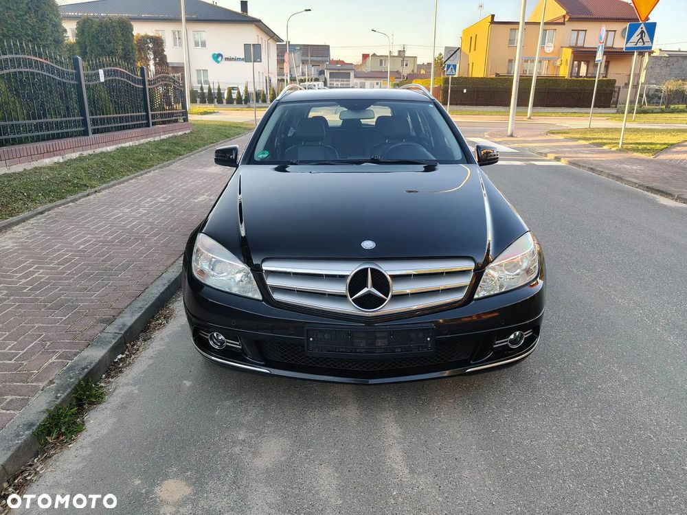 Mercedes-Benz Klasa C 220 CDI DPF Automatik BlueEFFICIENCY Avantgarde - 3