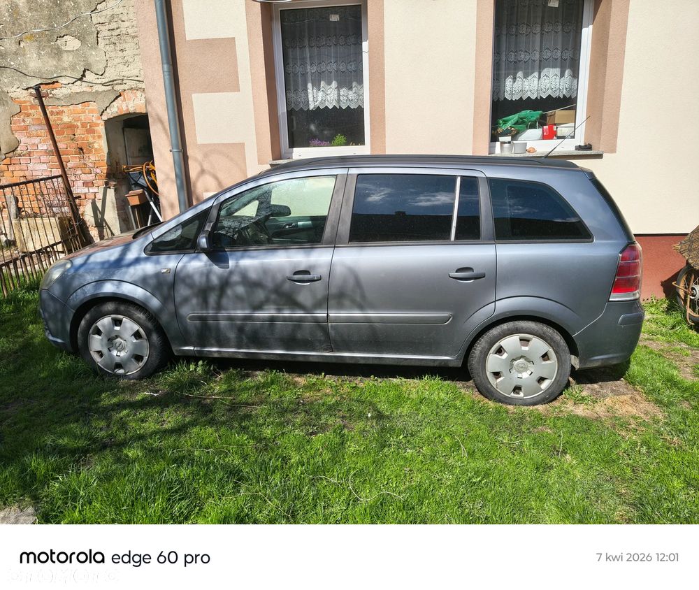 Opel Zafira 2.2 Enjoy - 2